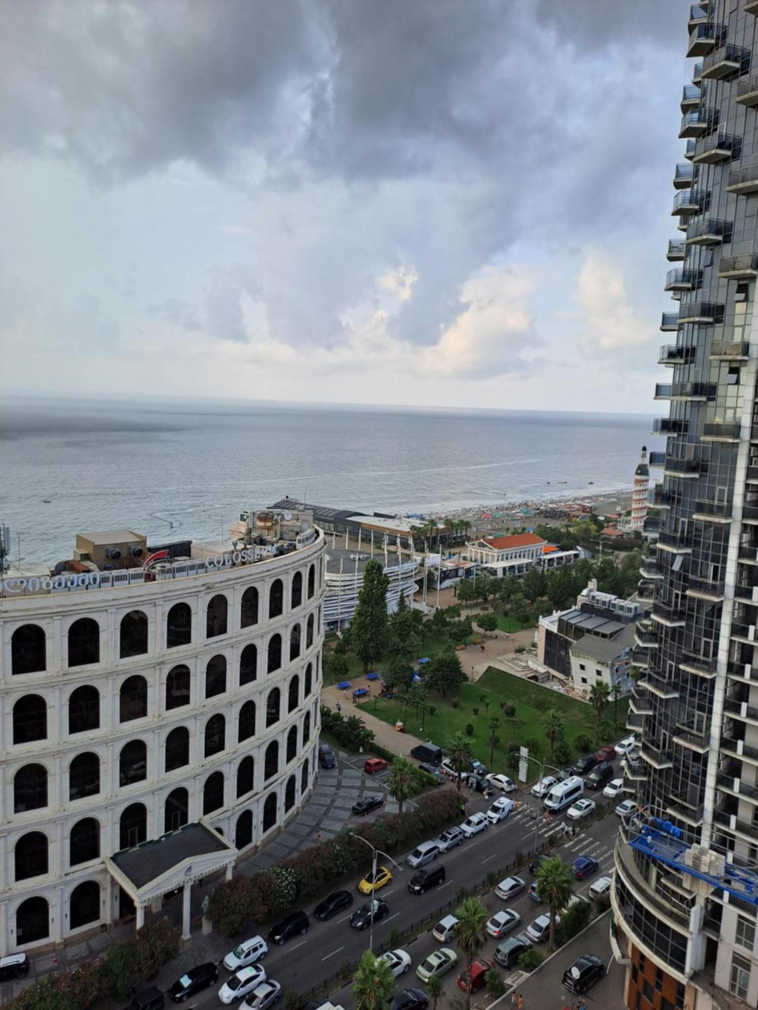 Apartamento Batumi Orbi Sea View Exterior foto